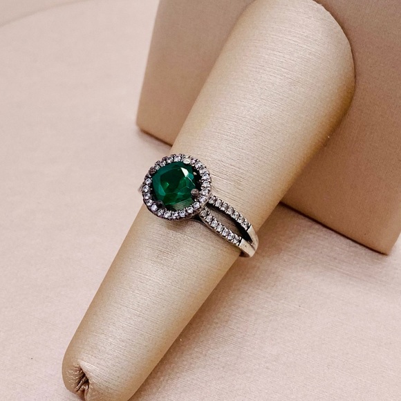 925 Sterling Silver Green & White Topaz Halo Ring - Picture 2 of 14